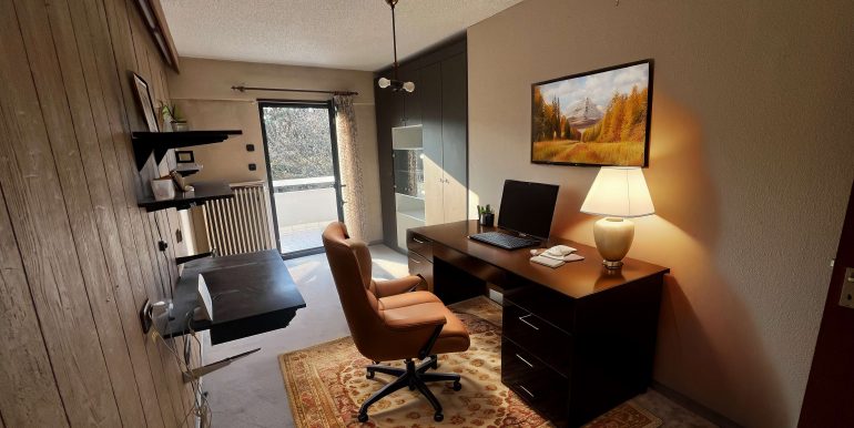 Arbeitszimmer
